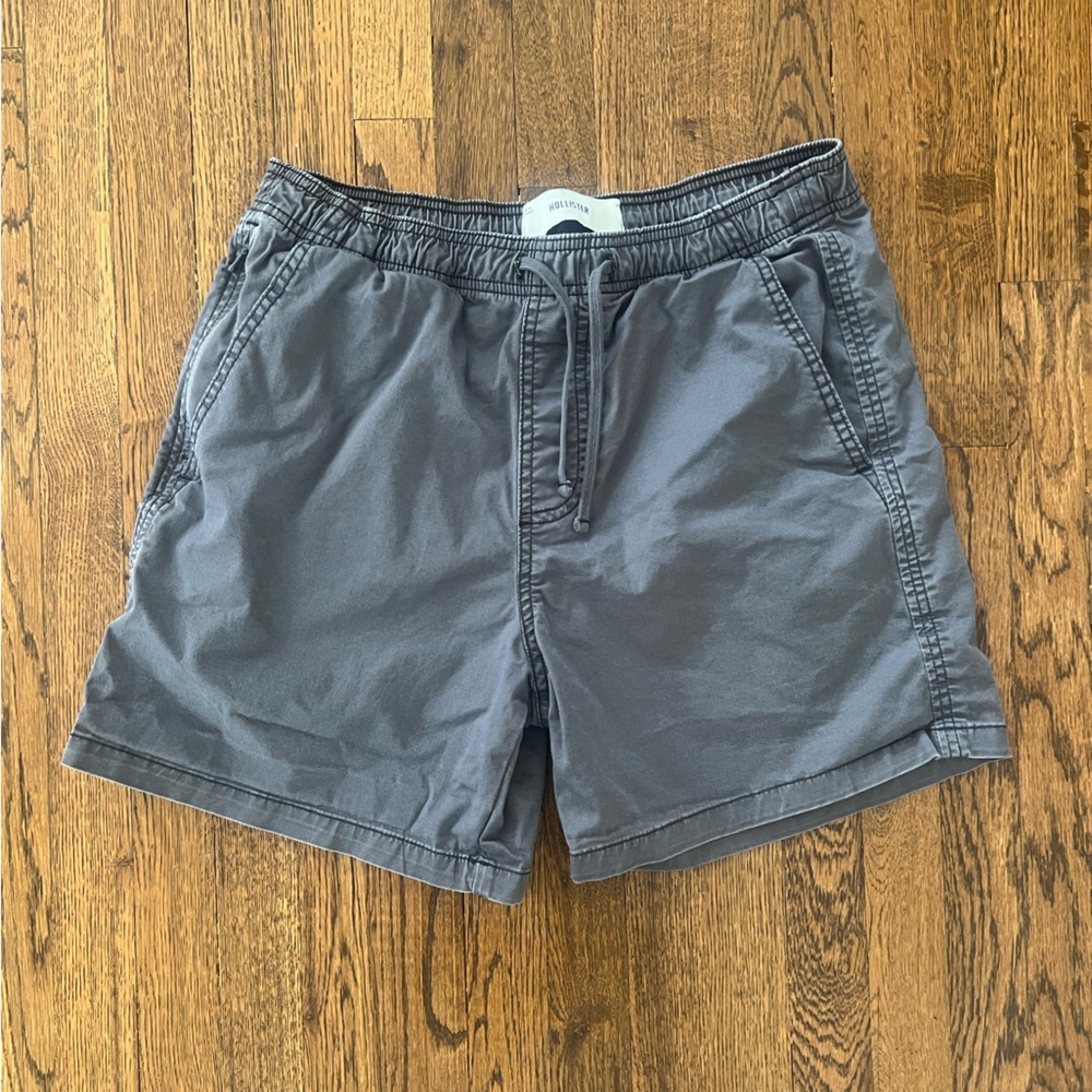 Hollister Gray Flat Front Men Shorts